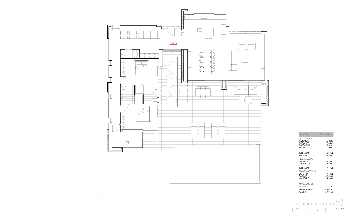 Plan technique du rez-de-chaussée présentant le séjour ouvert, la cuisine avec îlot, deux chambres en suite et une vaste terrasse avec piscine intégrée.