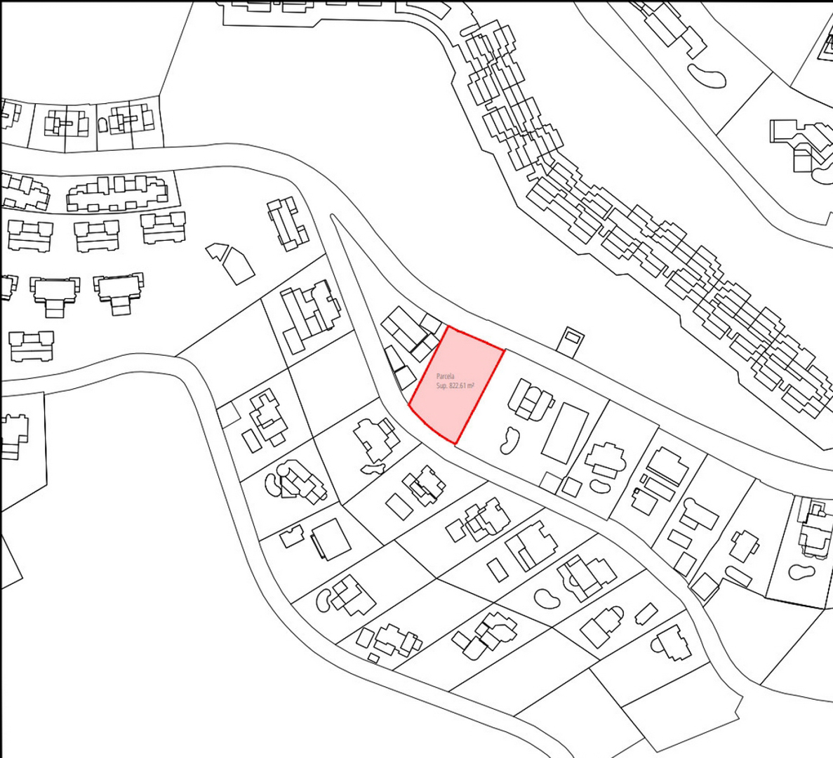 Plan de situation détaillé mettant en évidence en rouge la parcelle de 822,61 m² et sa disposition au sein du lotissement d'Altea Hills.