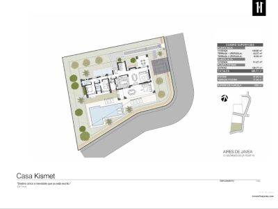 Plan détaillé de la villa, présentant l'agencement intérieur, la piscine extérieure et le jardin sur une parcelle de 1000 m².