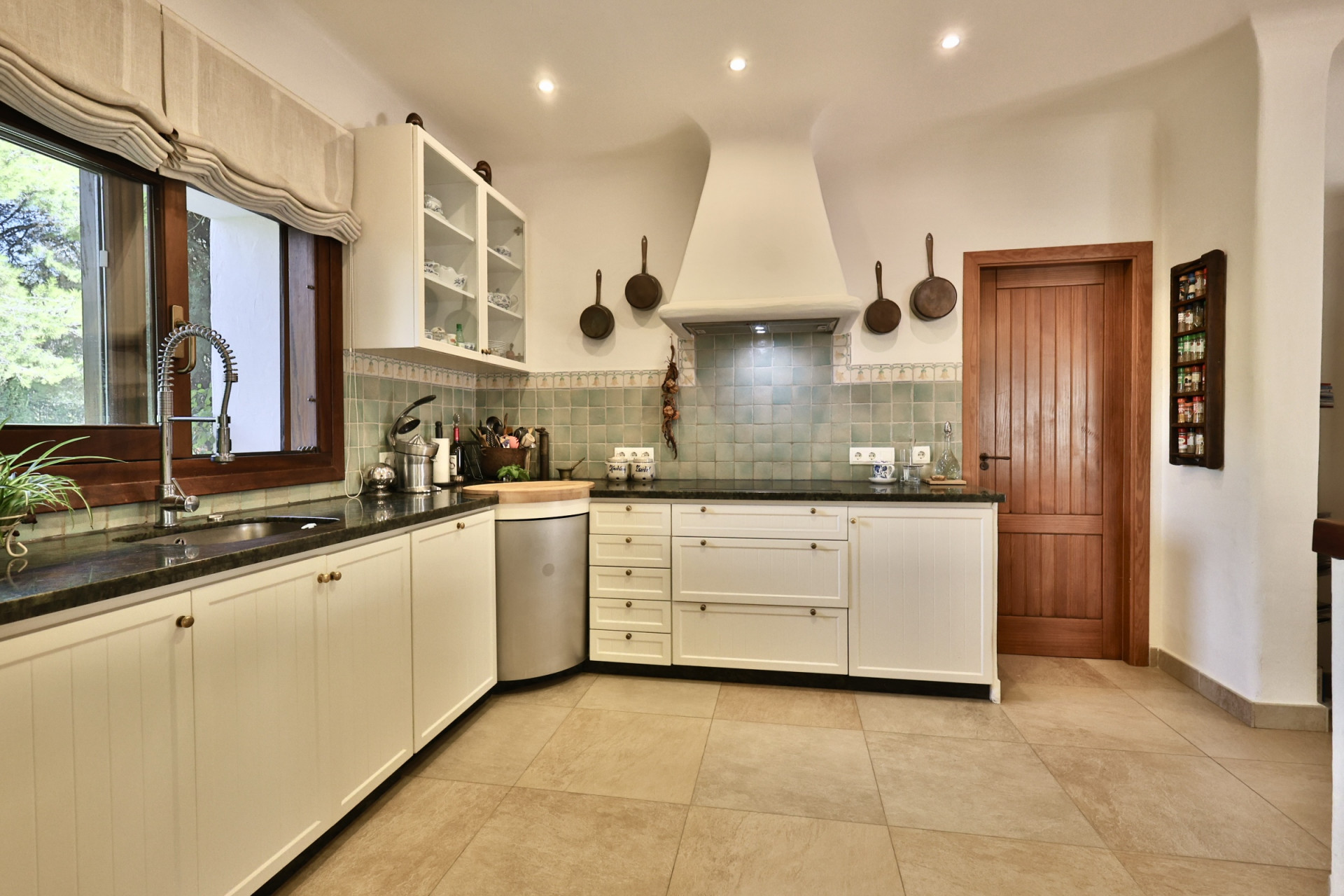 Villa à Jávea: Vues Mer Panoramiques et Terrain Plat