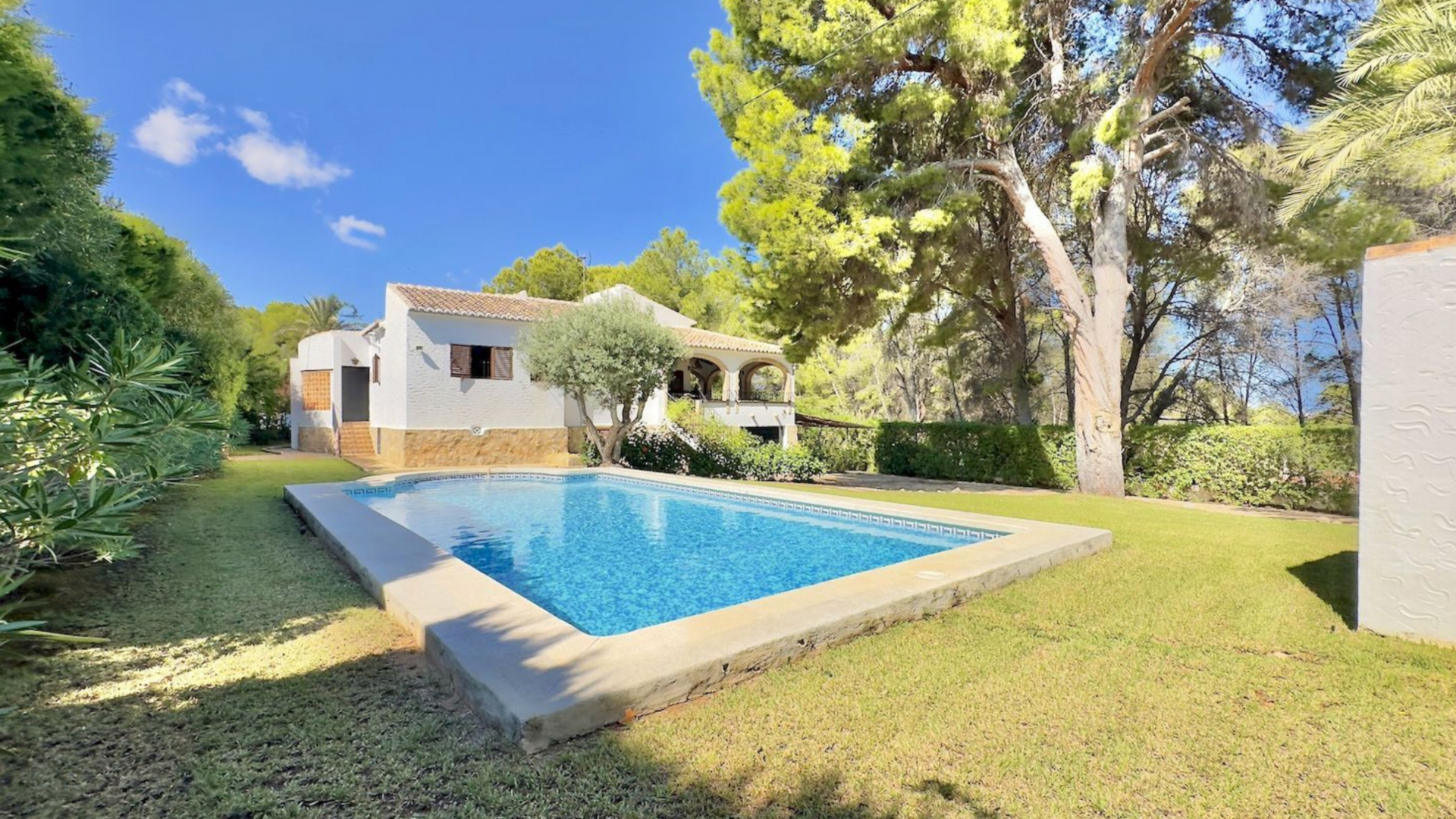 Villa à Jávea, Cap Martí: Piscine et Vues Montagne
