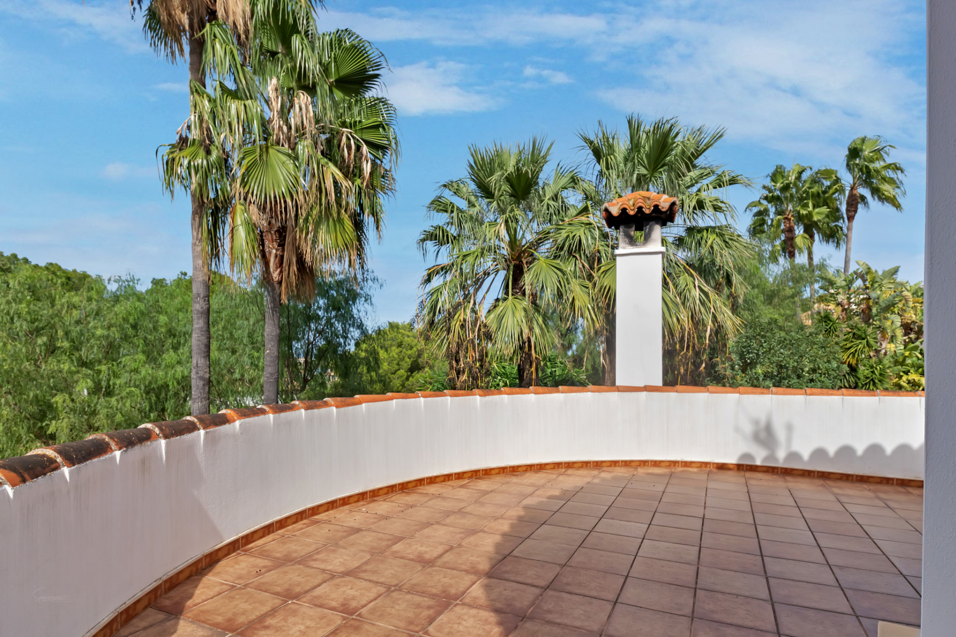 Villa à Dénia avec Piscine et Vues Imprenables