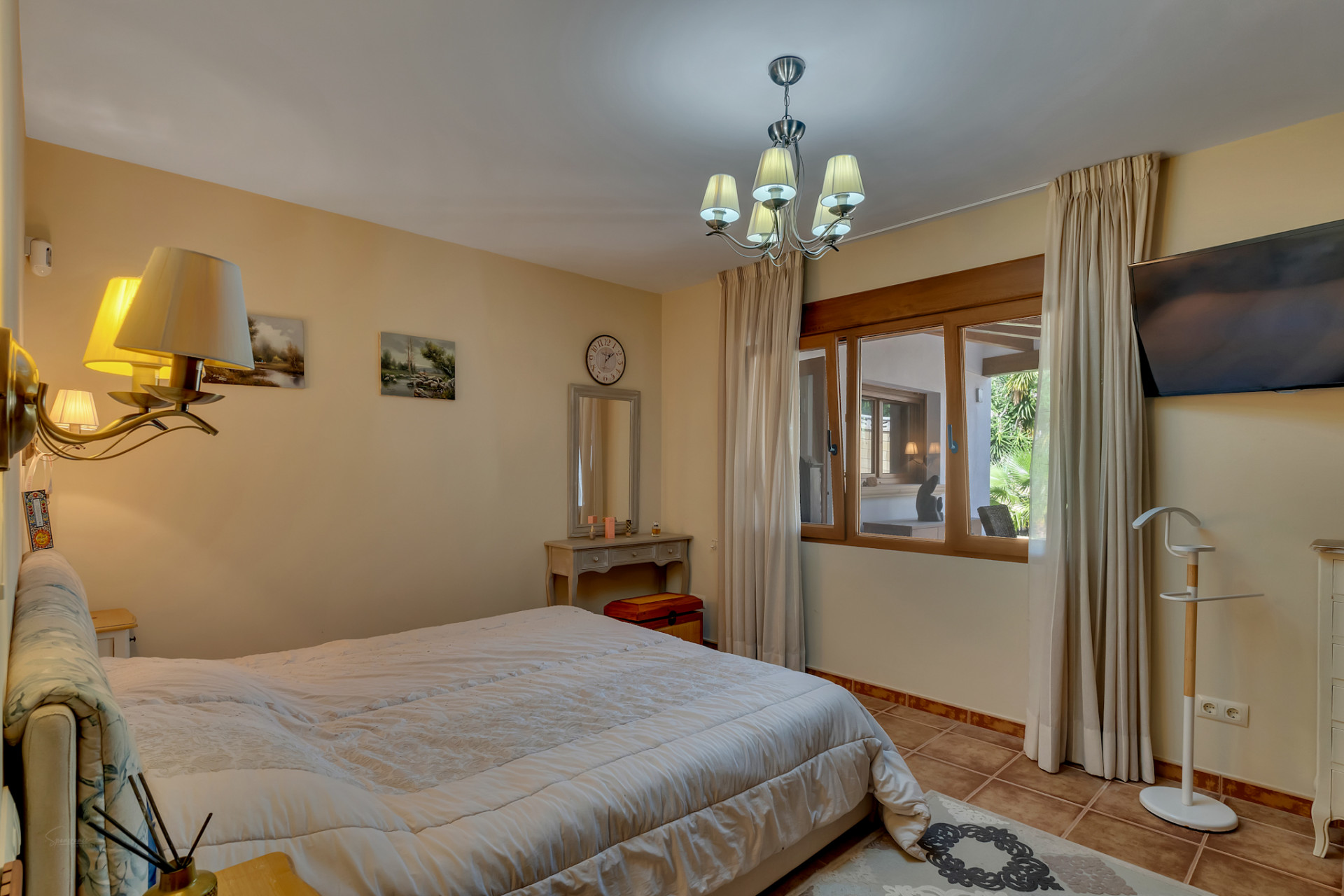 Villa à Dénia avec Piscine et Vues Imprenables