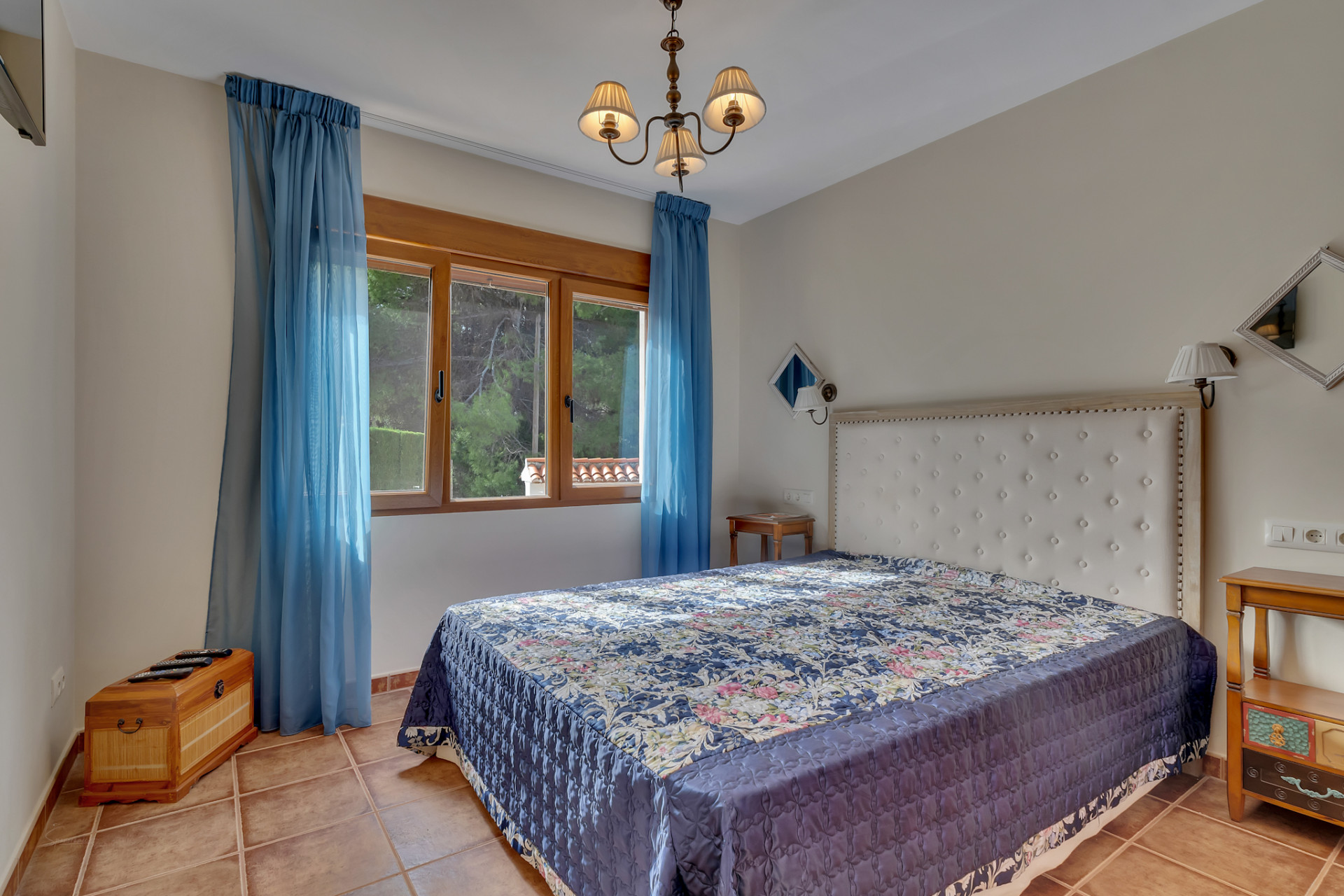 Villa à Dénia avec Piscine et Vues Imprenables