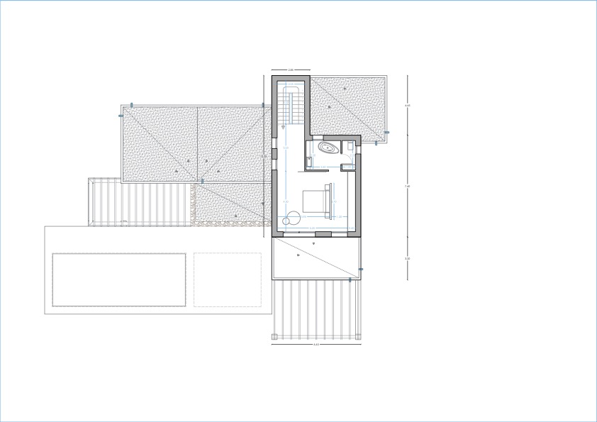 Plan technique du premier étage détaillant la quatrième chambre avec salle de bain attenante, accès à une terrasse privée et l'escalier.