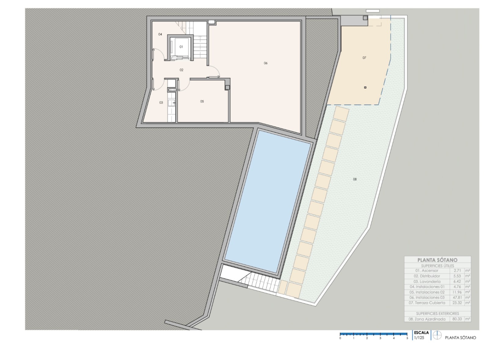 Plan détaillé du sous-sol comprenant une buanderie, des locaux techniques, un ascenseur, une terrasse couverte et un espace jardin paysager à côté de la piscine.