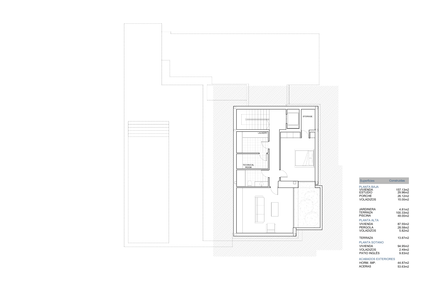 Plan d'architecte du sous-sol comprenant une buanderie, un local technique, un débarras et un studio spacieux avec patio anglais pour la lumière naturelle.