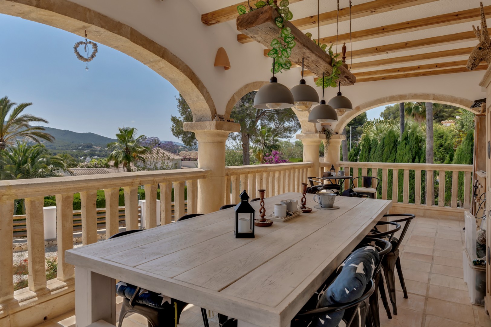 Villa à Jávea avec Piscine Privée et Vue sur la Montagne