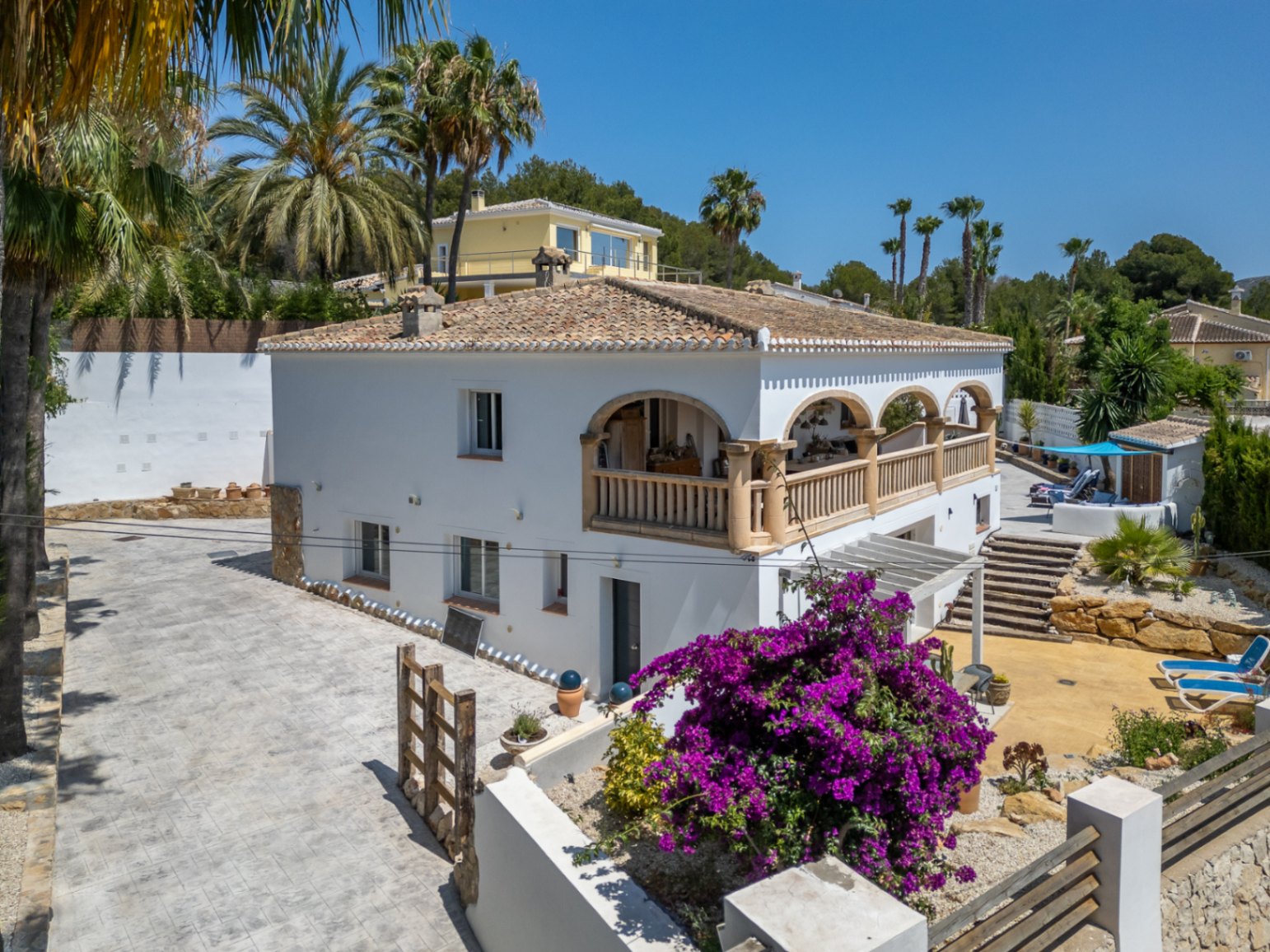 Villa à Jávea avec Piscine Privée et Vue sur la Montagne