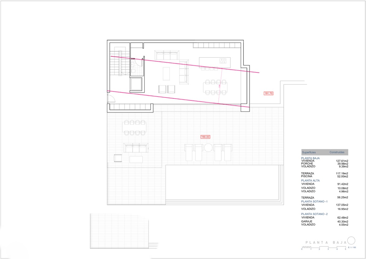Plan architectural détaillé du rez-de-chaussée illustrant l'espace de vie ouvert, la cuisine, la salle à manger, la vaste terrasse et la piscine privée.