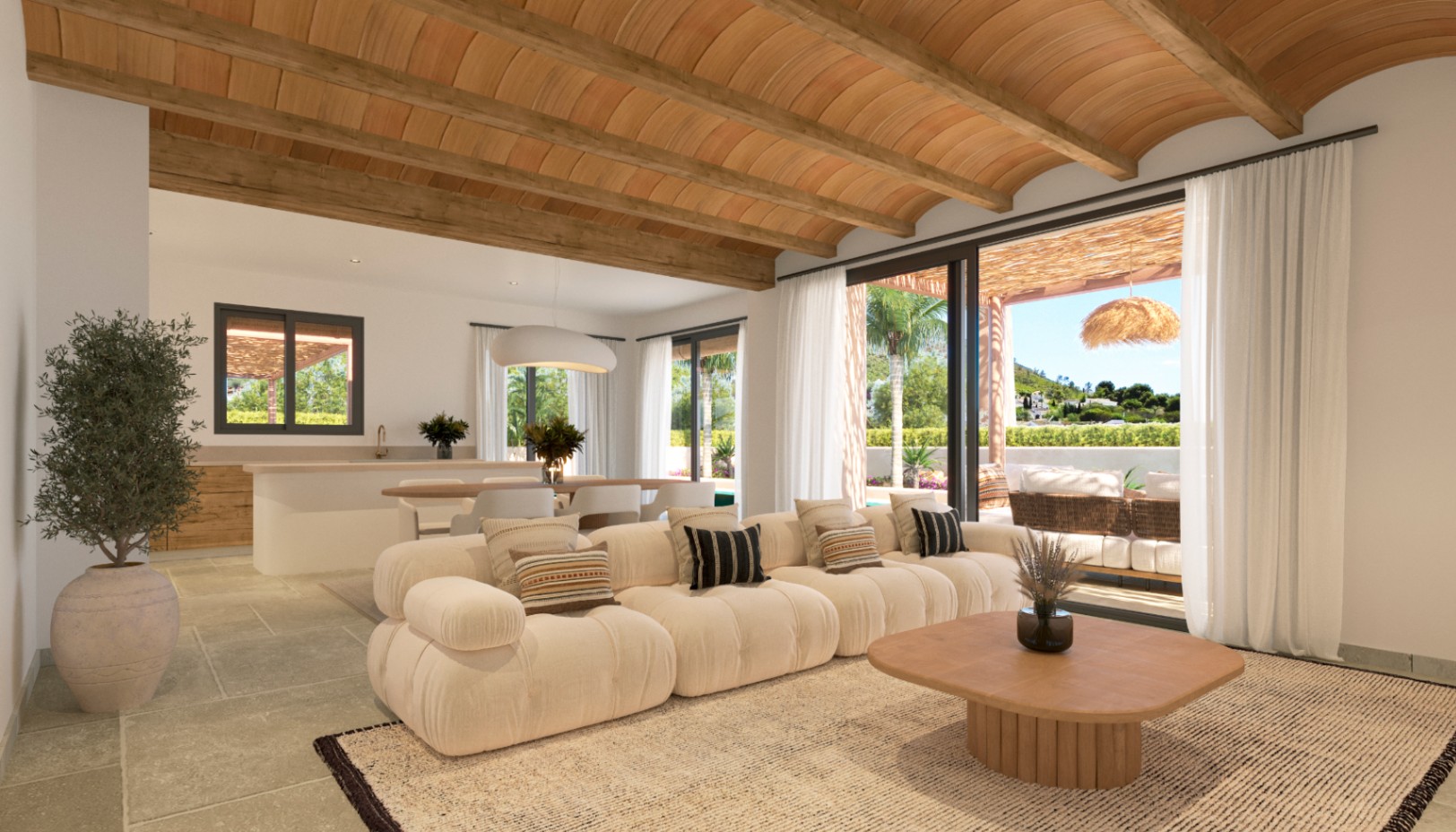 Salon ouvert avec plafond voûté en poutres de bois et sol en pierre. Les grandes baies vitrées intègrent l'espace de vie à la terrasse et au paysage extérieur.