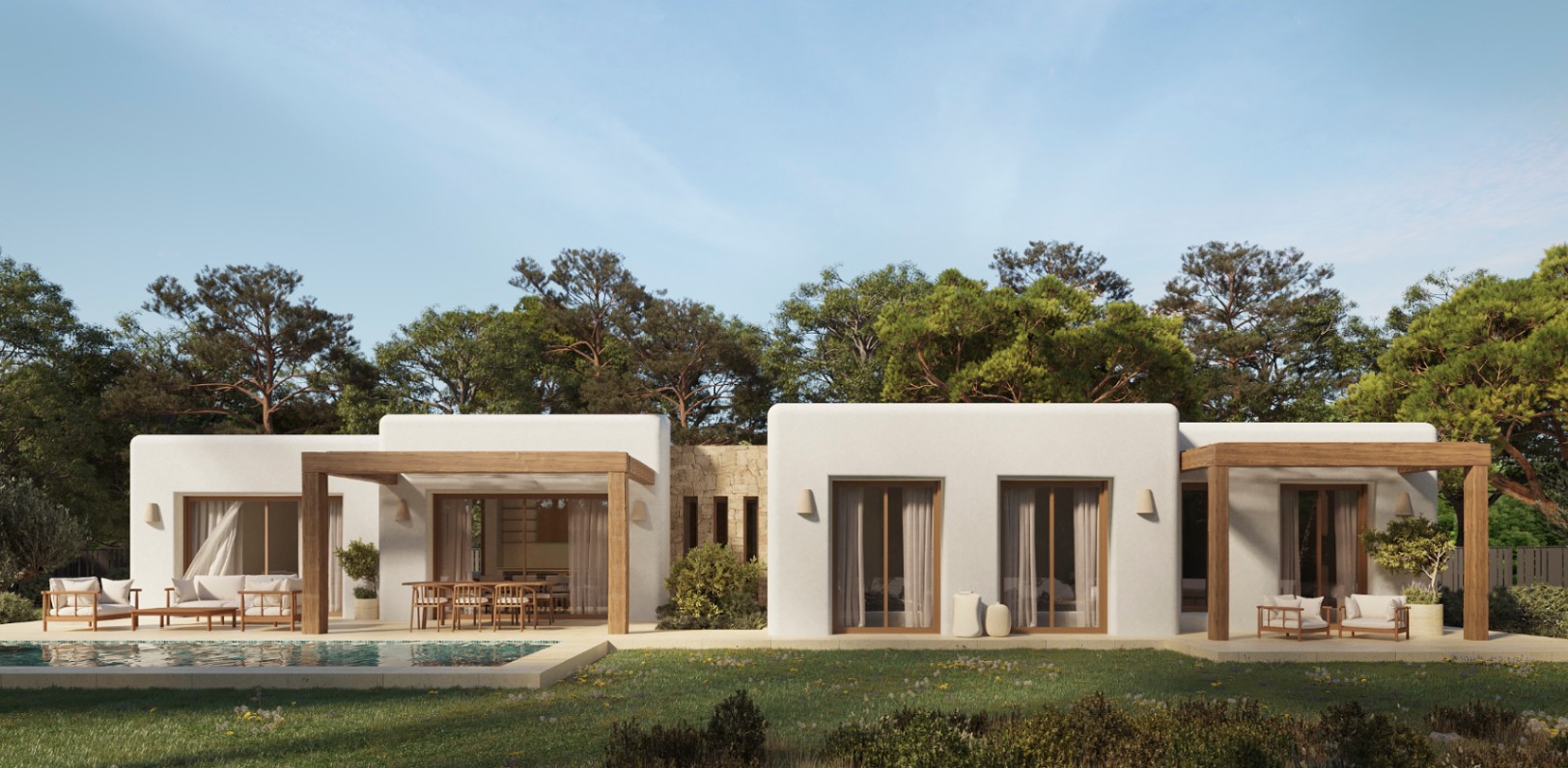 Façade de villa de style ibizan avec murs blancs, pergolas en bois et piscine. Les grandes baies vitrées s'ouvrent sur un jardin arboré de pins méditerranéens.