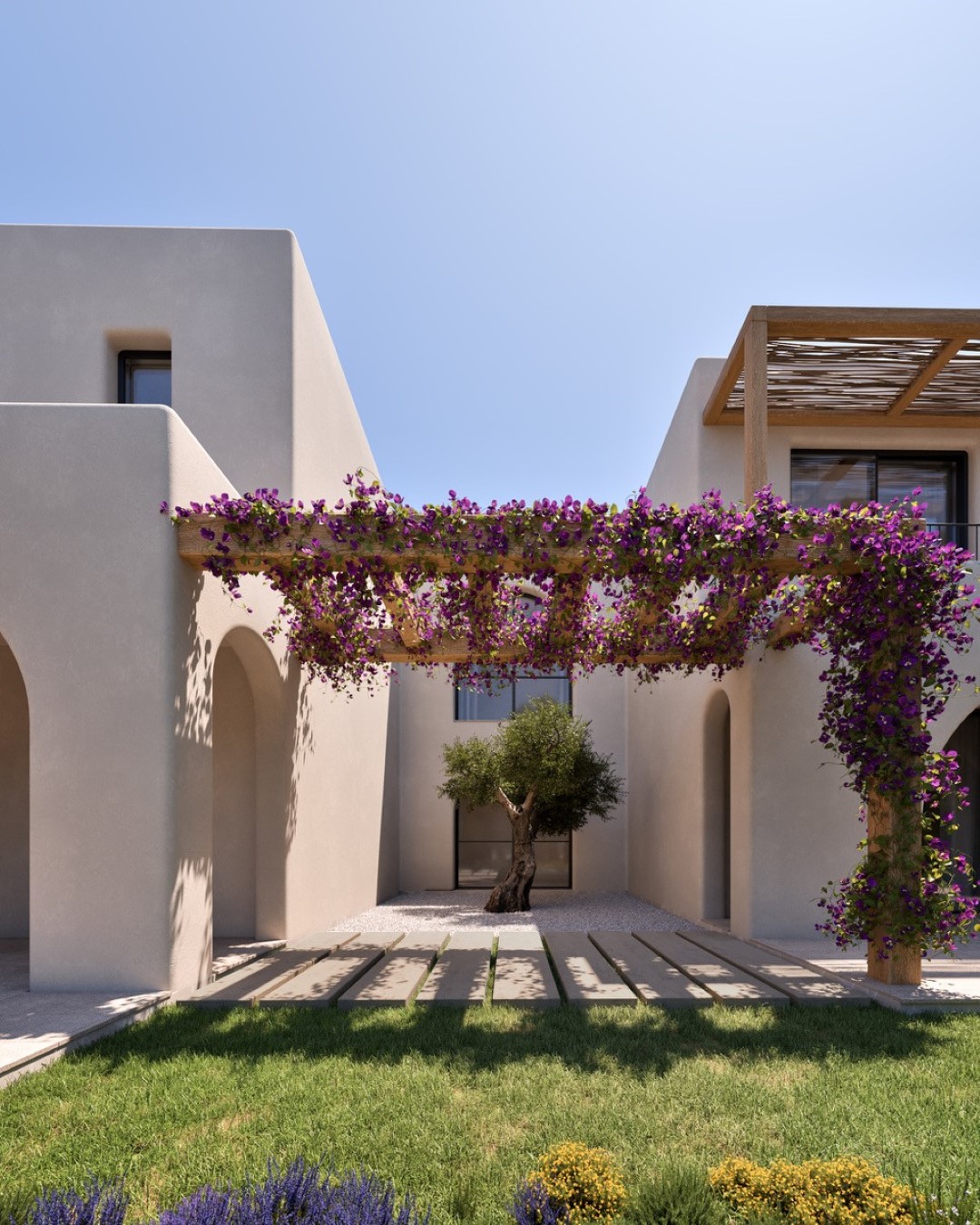 Pergola en bois avec bougainvilliers violets sur un patio central avec olivier, arches méditerranéennes et façade épurée aux tons sable.