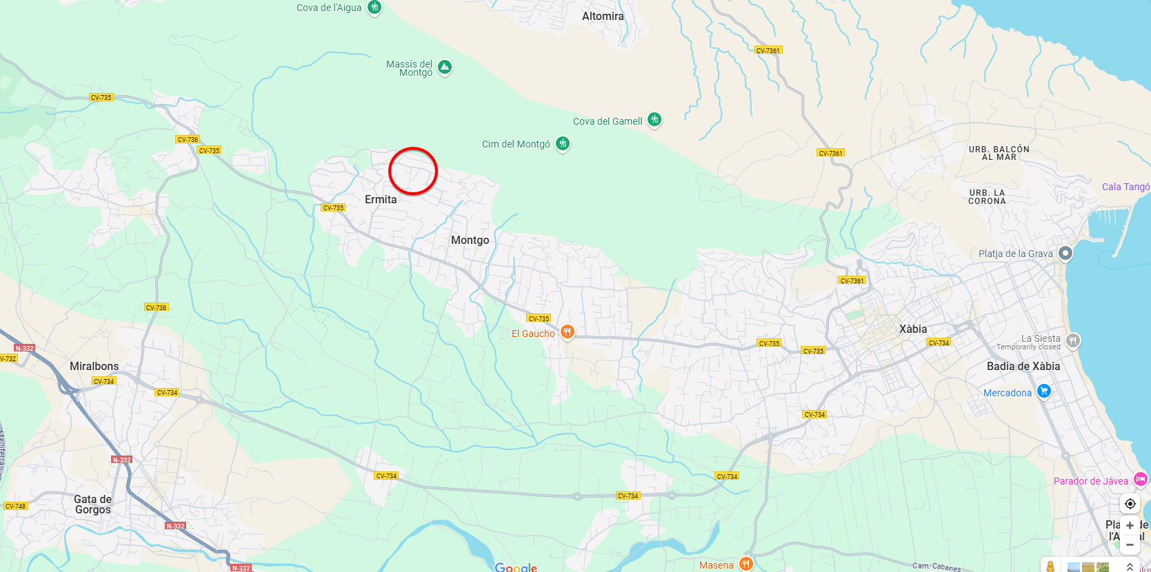 Carte de localisation détaillée indiquant la position de la propriété près du massif du Montgó à Xàbia, mettant en évidence le quartier résidentiel de l'Ermita.