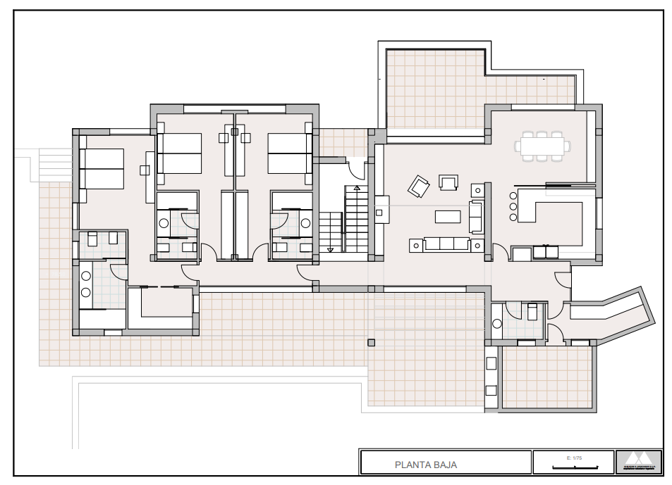 Plan architectural du rez-de-chaussée comprenant trois chambres en suite, un vaste salon-salle à manger ouvert et de larges terrasses carrelées.